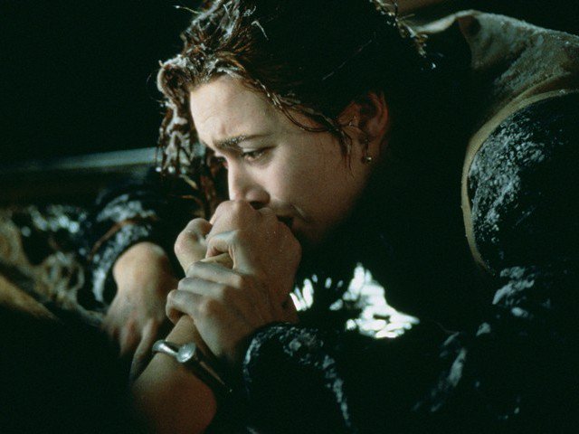 TITANIC-3D-JACK-DYING